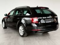 Skoda Octavia BREAK 1.6TDi 1ERPRO BOITE AUTO GPS CARPLAY PDC TVA - <small></small> 18.990 € <small>TTC</small> - #4