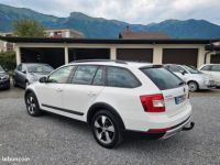 Skoda Octavia Combi 4x4 2.0 tdi 184 scout dsg 11-2015 garantie 6 mois - <small></small> 13.990 € <small>TTC</small> - #2