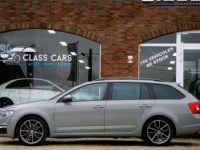 Skoda Octavia RS 2.0 TDi GRIS NARDO DSG BI-XENON NAVI DISTRONIC - <small></small> 17.990 € <small>TTC</small> - #6