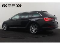 Skoda Superb COMBI 1.6CRTDI DSG7 AMBITION - NAVI MIRROR LINK LEDER LED ADAPTIVE CRUISE - <small></small> 21.995 € <small>TTC</small> - #8