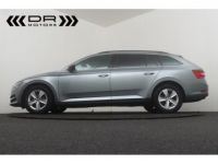 Skoda Superb COMBI 1.6CRTDI DSG7 FACELIFT AMBITION - NAVI APPLE CARPLAY/ANDROID LED LEDER - <small></small> 18.995 € <small>TTC</small> - #4