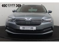 Skoda Superb COMBI 1.6CRTDI DSG7 FACELIFT AMBITION - NAVI APPLE CARPLAY/ANDROID LED LEDER - <small></small> 18.995 € <small>TTC</small> - #8