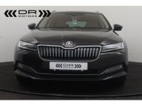 Skoda Superb COMBI 1.6CRTDI DSG7 LEDER - NAVI APPLE CARPLAY/ANDROID LED - <small></small> 18.995 € <small>TTC</small> - #8