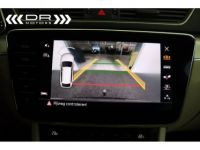 Skoda Superb COMBI 1.6CRTDI DSG7 STYLE PACK CORPORATE PLUS - NAVI APPLE CARPLAY/ANDROID LED LEDER - <small></small> 19.995 € <small>TTC</small> - #25