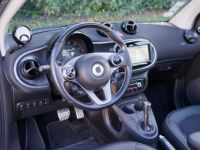 Smart Fortwo Cabriolet BRABUS 109 Ch Twinamic - 1ère Main Française - 488 €/mois - Garantie 12 Mois - <small></small> 23.900 € <small>TTC</small> - #25