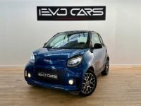 Smart Fortwo Coupé EQ 82 ch Prime 1ere main/Toit pano/Cuir/CarPlay/Caméra/Jantes16 - <small></small> 14.490 € <small>TTC</small> - #1