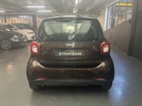 Smart Fortwo COUPE PERFECT 1.0 71CV TWINAMIC - <small></small> 12.490 € <small>TTC</small> - #33