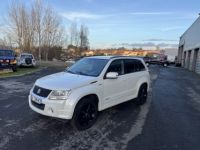 Suzuki Grand Vitara 3.2 L V6 233 CV Luxe - <small></small> 20.700 € <small></small> - #4