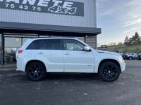 Suzuki Grand Vitara 3.2 L V6 233 CV Luxe - <small></small> 20.700 € <small></small> - #9