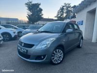 Suzuki Swift 1.2 VVT 94ch GLX 5p 1er Main - <small></small> 8.790 € <small>TTC</small> - #1