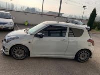 Suzuki Swift 1.6 VVT 135 SPORT ECHAPPEMENT A CLAPET - <small></small> 9.990 € <small>TTC</small> - #5