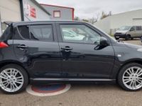 Suzuki Swift 1.6 VVT 136 CV SPORT / 1E MAIN / 69900KM / SUIVI FULL / GTIE 12 MOIS - <small></small> 12.990 € <small>TTC</small> - #19