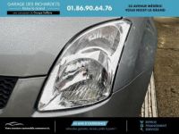 Suzuki Swift II 1.6 VVT Sport 3p - <small></small> 7.490 € <small>TTC</small> - #12