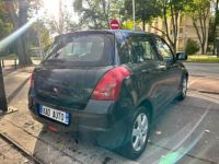 Suzuki Swift SUZUKI SWIFT II 1.5 CONFORT BVA 5P - <small></small> 5.995 € <small>TTC</small> - #19