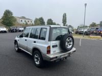 Suzuki Vitara 2 L HDI 5 Portes JLX - <small></small> 11.700 € <small></small> - #6