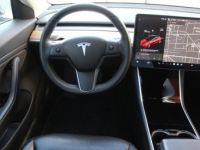 Tesla Model 3 306 AUTONOMIE STANDARD PLUS RWD 50KWH 4CV - <small></small> 20.990 € <small>TTC</small> - #24