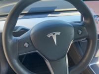 Tesla Model 3 306 AUTONOMIE STANDARD PLUS RWD 50KWH 7CV - <small></small> 27.490 € <small>TTC</small> - #15