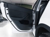 Tesla Model Y 300 Standard RWD 75 KWH - <small>A partir de </small>390 EUR <small>/ mois</small> - #38