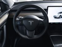 Tesla Model Y 300 Standard RWD 75 KWH - <small>A partir de </small>390 EUR <small>/ mois</small> - #28