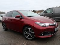 Toyota Auris 1L8 HYBRIDE 136 BOITE AUTO CAMÉRA GRAND GPS USB LEDS ABS CLIM AUTO REGULATEUR - <small></small> 17.990 € <small>TTC</small> - #1