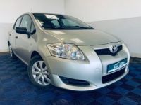 Toyota Auris 90 D-4D FAP Active - <small></small> 4.990 € <small>TTC</small> - #1