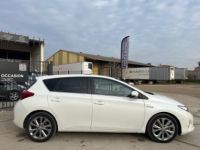 Toyota Auris HSD 136h Feel - <small></small> 9.352 € <small>TTC</small> - #7