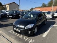 Toyota Auris HSD 136h Millenium 17 5p - <small></small> 11.990 € <small>TTC</small> - #2