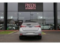 Toyota Auris Hybride 136h - BV CVT 2017 II 2013 BERLINE Collection PHASE 2 - <small></small> 17.490 € <small>TTC</small> - #5