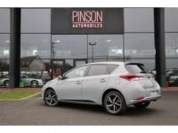 Toyota Auris Hybride 136h - BV CVT 2017 II BERLINE Collection PHASE 2 - <small></small> 17.490 € <small>TTC</small> - #6