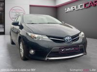 Toyota Auris Hybride 136h Dynamic - <small></small> 11.990 € <small>TTC</small> - #1