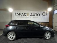 Toyota Auris Hybride 136h Executive - <small></small> 17.490 € <small>TTC</small> - #6