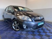 Toyota Auris Hybride 136h Lounge - <small></small> 7.990 € <small>TTC</small> - #1