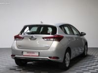 Toyota Auris ii hybride 136h design - <small></small> 16.900 € <small>TTC</small> - #3
