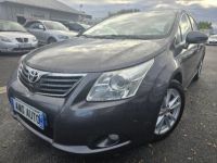 Toyota Avensis 126 D-4D Executive LEGEREMENT GRELE - <small></small> 4.490 € <small>TTC</small> - #1