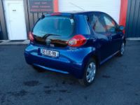 Toyota Aygo 1.0 68ch garantie 12 mois - <small></small> 3.690 € <small>TTC</small> - #2