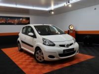 Toyota Aygo 1.0 VVT-I 68CH CONNECT MMT 5P - <small></small> 7.990 € <small>TTC</small> - #1