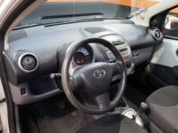 Toyota Aygo 1.0 VVT-I 68CH CONNECT MMT 5P - <small></small> 7.990 € <small>TTC</small> - #14