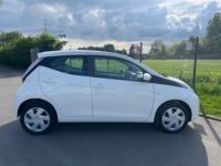 Toyota Aygo 1.0 VVT-I 69CH X-CLUSIV X-SHIFT 5P - <small></small> 8.490 € <small>TTC</small> - #5