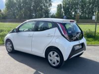 Toyota Aygo 1.0 VVT-I 69CH X-CLUSIV X-SHIFT 5P - <small></small> 8.490 € <small>TTC</small> - #6