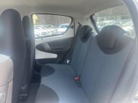 Toyota Aygo 1.0 VVT-i Dynamic + clim - <small></small> 7.990 € <small>TTC</small> - #13