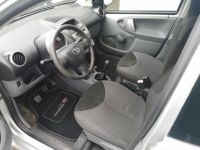 Toyota Aygo 1.0 VVTi 12V 68 cv Confort 5 portes - <small></small> 5.490 € <small>TTC</small> - #9