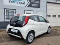 Toyota Aygo X-Play 5P 1.0 VVTI 72 CV / 1E MAIN / SUIVI COMPLET / CAMERA / CLIM / GTIE 12 MOIS - <small></small> 9.490 € <small>TTC</small> - #2