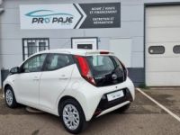 Toyota Aygo X-Play 5P 1.0 VVTI 72 CV / 1E MAIN / SUIVI COMPLET / CAMERA / CLIM / GTIE 12 MOIS - <small></small> 9.490 € <small>TTC</small> - #4