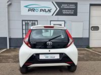 Toyota Aygo X-Play 5P 1.0 VVTI 72 CV / 1E MAIN / SUIVI COMPLET / CAMERA / CLIM / GTIE 12 MOIS - <small></small> 9.490 € <small>TTC</small> - #10