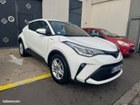 Toyota C-HR 122h Dynamic Business 2WD E-CVT + Stage Hybrid Academy MY20 Historique d'entretien Garantie 12 mois Caméra de recul Radar AV-AR Apple CarPlay - <small></small> 19.990 € <small>TTC</small> - #1