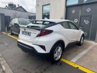 Toyota C-HR 122h Dynamic Business 2WD E-CVT + Stage Hybrid Academy MY20 Historique d'entretien Garantie 12 mois Caméra de recul Radar AV-AR Apple CarPlay - <small></small> 19.990 € <small>TTC</small> - #3