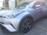 Toyota C-HR 1.8 122H 100 HYBRID FULL-HYBRID DISTINCTIVE 4X2 BVA + SIEGES AV CHAUFFANTS - <small></small> 14.989 € <small>TTC</small> - #2