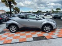 Toyota C-HR 1.8 Hybrid 122 e-CVT DYNAMIC BUSINESS GPS Caméra - <small></small> 23.650 € <small>TTC</small> - #4