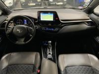 Toyota C-HR 1.8 Hybrid 122CH Distinctive - GARANTIE 6 mois - <small></small> 20.990 € <small>TTC</small> - #11