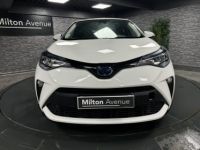 Toyota C-HR 1.8 Hybrid - BV e-CVT Dynamic - <small></small> 20.990 € <small></small> - #2